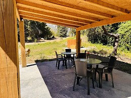 Cabañas entre montañas con tinajas calientes