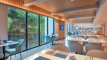 Holiday Inn Express E'Mei Qiliping by IHG