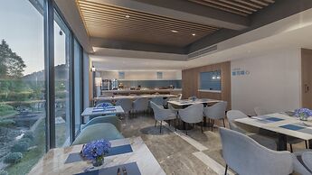 Holiday Inn Express E'Mei Qiliping by IHG