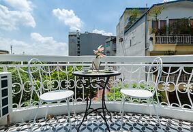 The Poppy Villa & Hotel