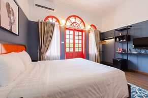 The Poppy Villa & Hotel