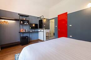 The Poppy Villa & Hotel