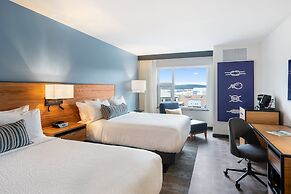 Hotel Indigo Everett - Waterfront Place by IHG
