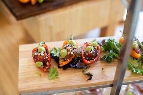 Hotel Indigo Everett - Waterfront Place by IHG