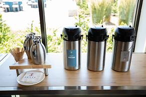 Hotel Indigo Everett - Waterfront Place by IHG