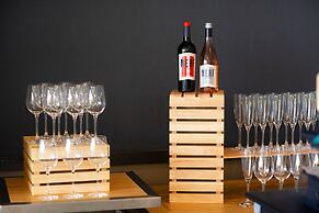 Hotel Indigo Everett - Waterfront Place by IHG