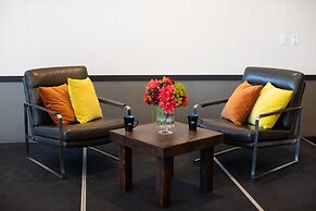 Hotel Indigo Everett - Waterfront Place by IHG