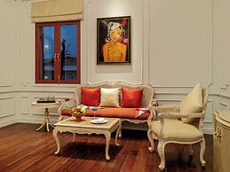 Ancient Hue Garden Houses