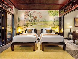 Ancient Hue Garden Houses