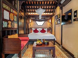 Ancient Hue Garden Houses