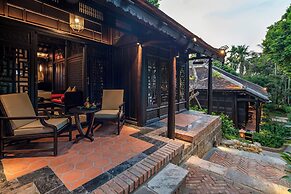 Ancient Hue Garden Houses