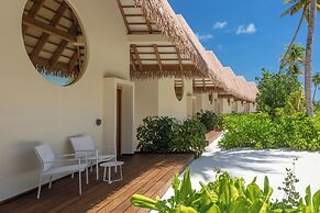 Cinnamon Velifushi Maldives