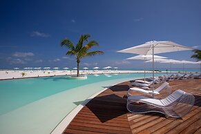 Cinnamon Velifushi Maldives