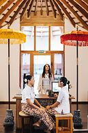 Cinnamon Velifushi Maldives