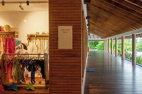 Cinnamon Velifushi Maldives