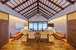 Cinnamon Velifushi Maldives