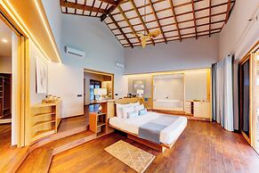 Cinnamon Velifushi Maldives