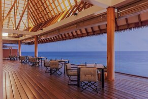 Cinnamon Velifushi Maldives