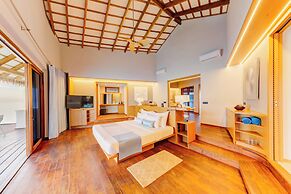 Cinnamon Velifushi Maldives