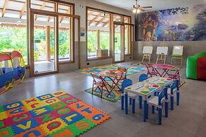 Cinnamon Velifushi Maldives