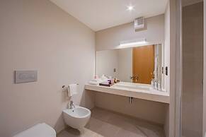 Cinnamon Velifushi Maldives