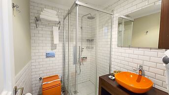 Otel Naturla Göl Evi