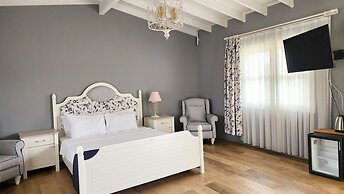 Otel Naturla Göl Evi