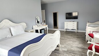 Otel Naturla Göl Evi