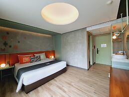 Samsen Street Hotel
