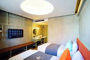 Samsen Street Hotel