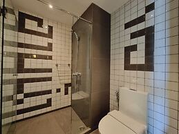 Samsen Street Hotel