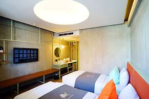 Samsen Street Hotel
