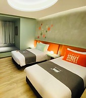 Samsen Street Hotel