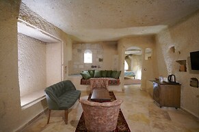 Kaya Konak Cave Hotel