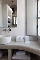 Danae Suites Santorini