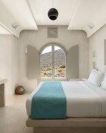 Danae Suites Santorini
