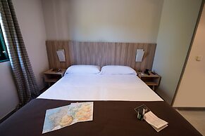 Hostel Monte Do Gozo