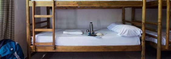 Hostel Monte Do Gozo