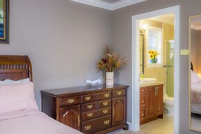 Vancouver Yuelai Guesthouse