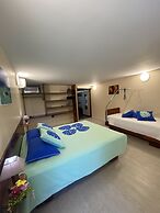 Bora Bora Holiday's Lodge and Villa