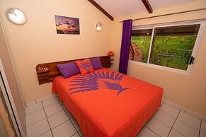 Bora Bora Holiday's Lodge and Villa