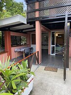 Bora Bora Holiday's Lodge and Villa