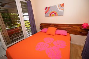 Bora Bora Holiday's Lodge and Villa