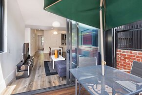 Peaceful 3 BDR in the Heart of Carlton