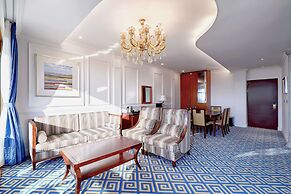 GoldOne Hotel & Suites