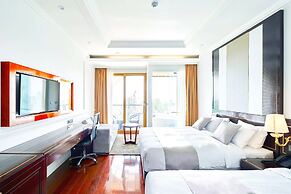 GoldOne Hotel & Suites