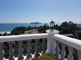 GoldOne Hotel & Suites