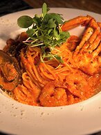 GoldOne Hotel & Suites