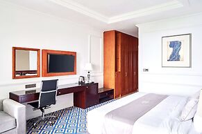 GoldOne Hotel & Suites