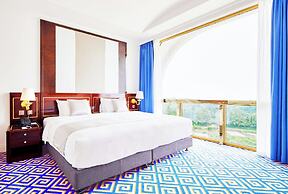GoldOne Hotel & Suites